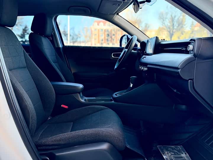 Фото 21 - Honda Vezel