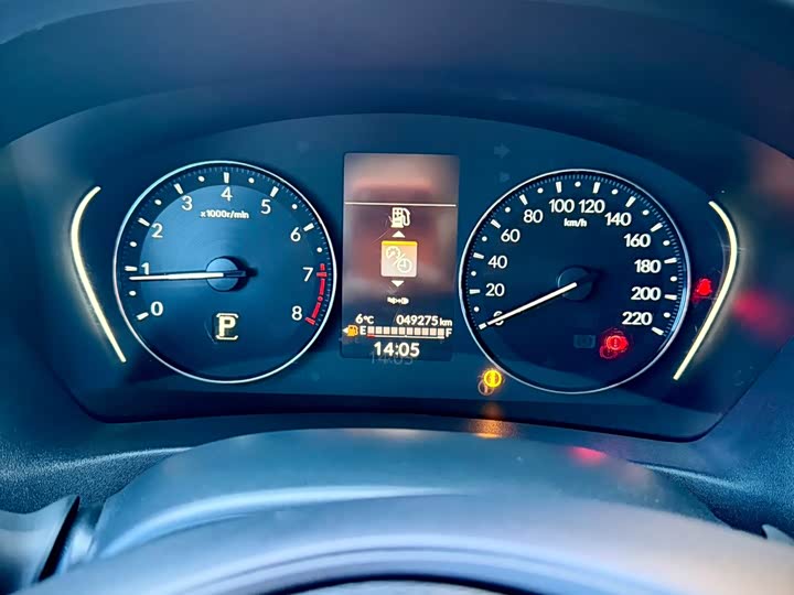 Фото 23 - Honda Vezel