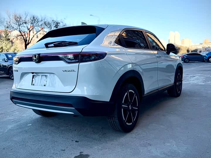 Фото 6 - Honda Vezel