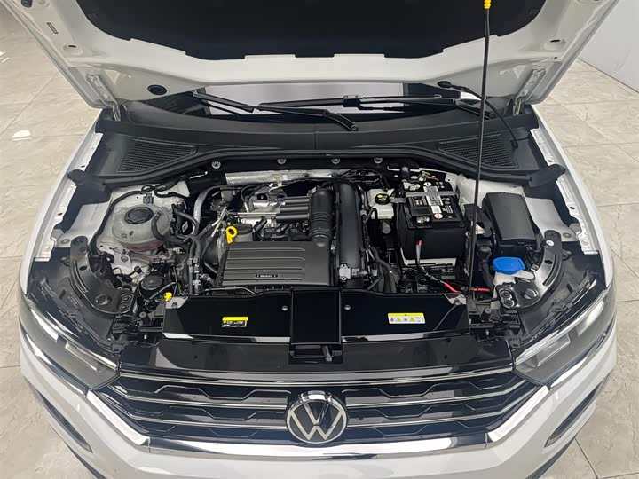 Фото 20 - Volkswagen T-Roc