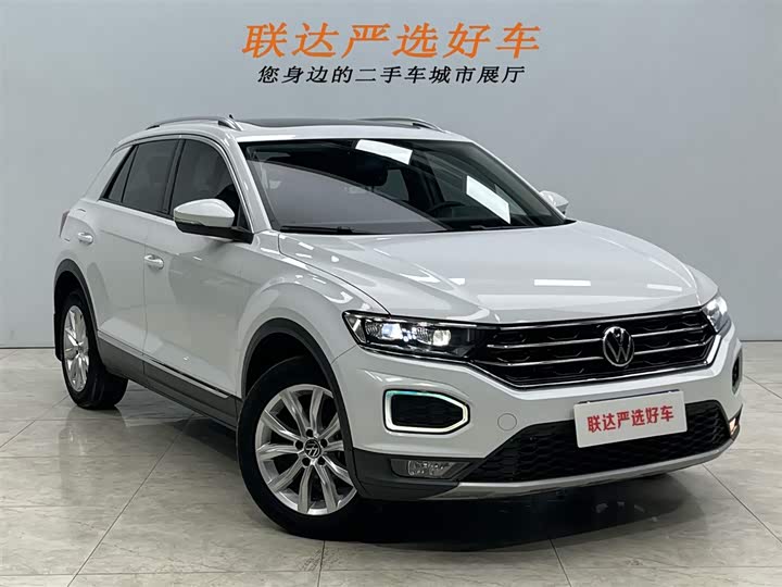 Фото 22 - Volkswagen T-Roc