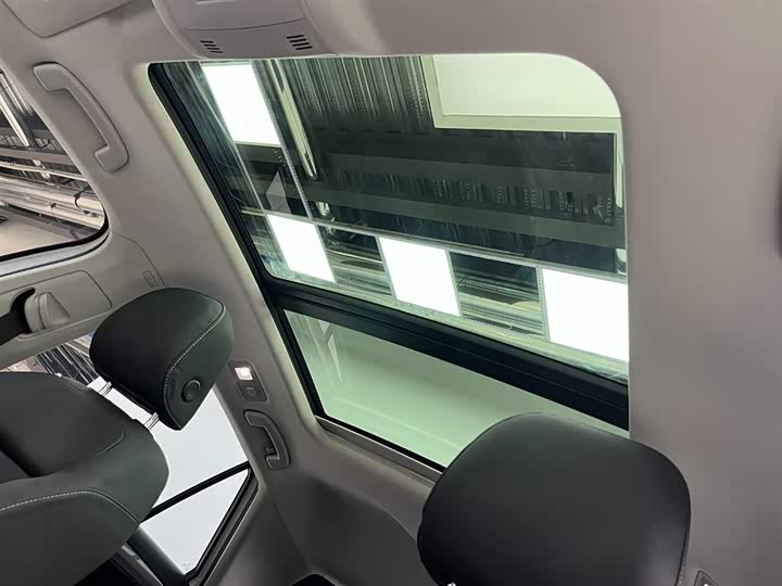 Фото 9 - Volkswagen T-Roc