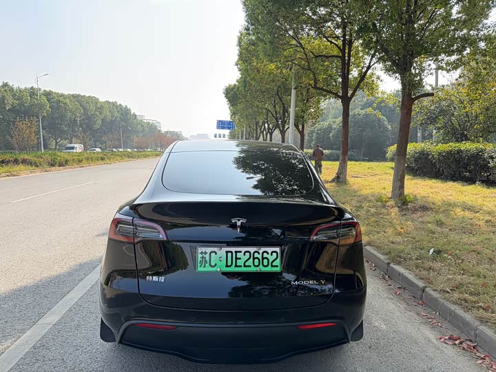 Фото 7 - Tesla Model Y