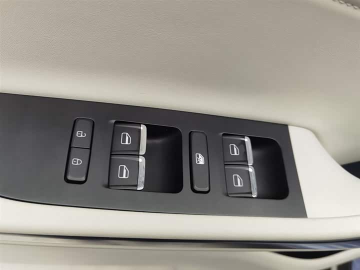 Фото 9 - Chery Tiggo 3x