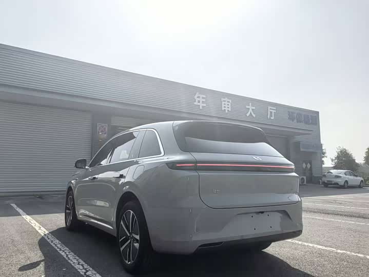 Фото 6 - LiXiang L6