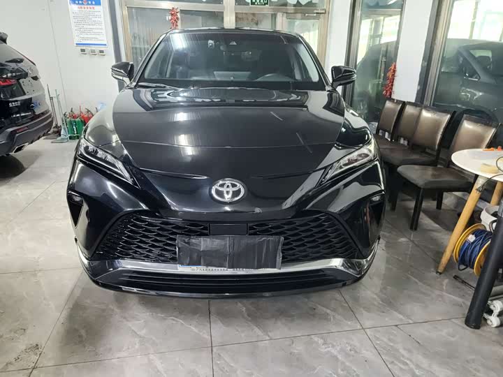 Фото 2 - Toyota Venza