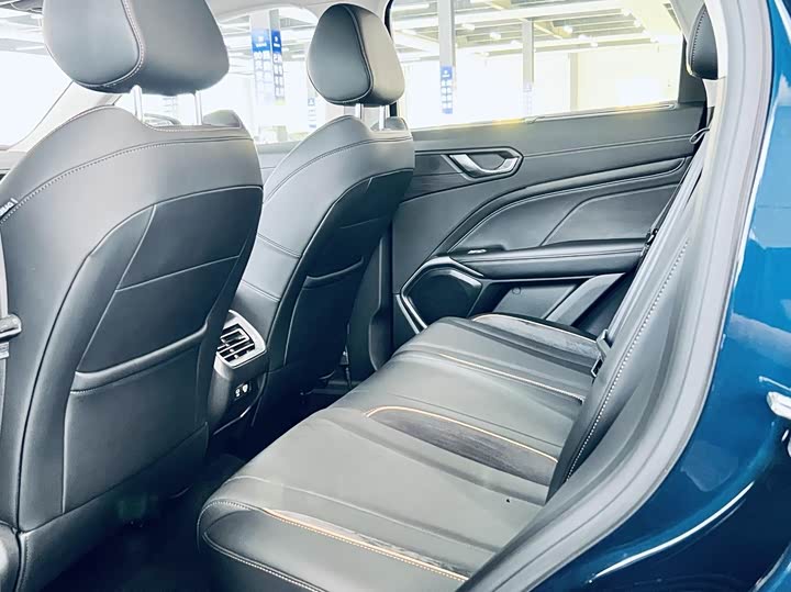 Фото 4 - Wey Latte DHT Hybrid