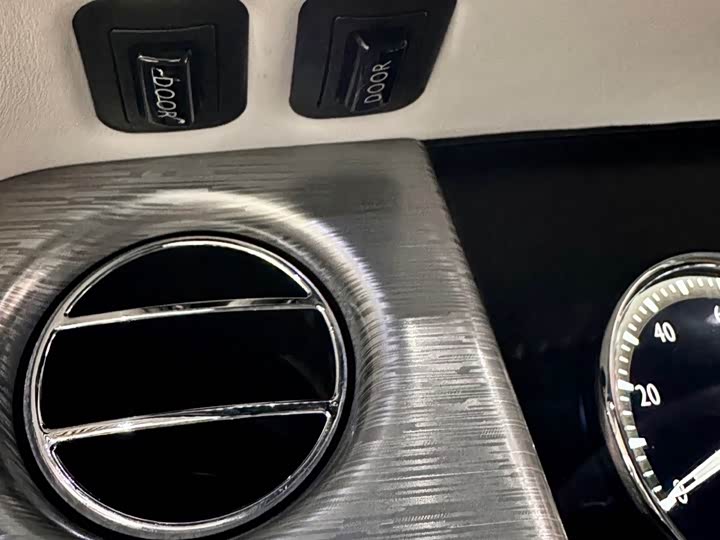 Фото 15 - Rolls-Royce Phantom