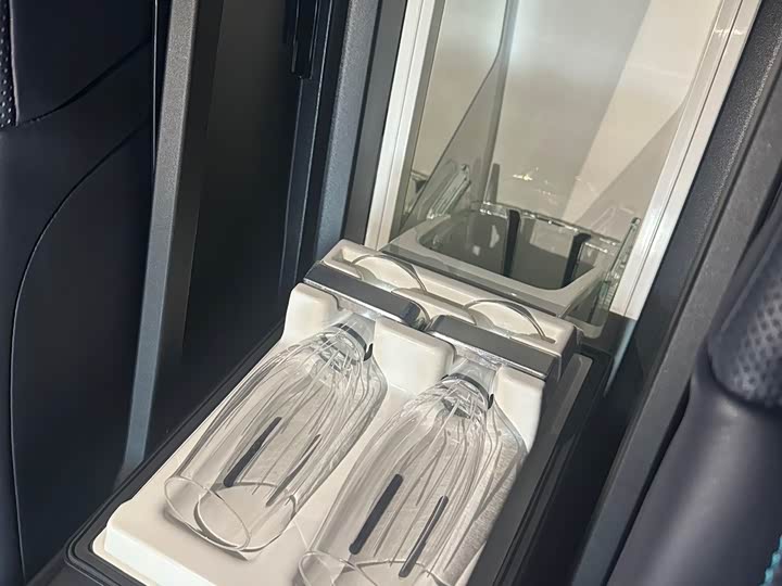 Фото 17 - Rolls-Royce Phantom