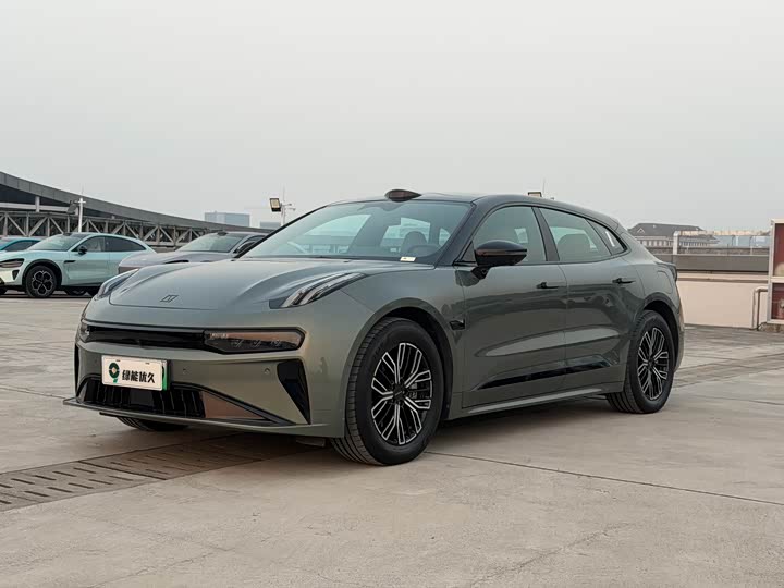 Фото 1 - Zeekr 001