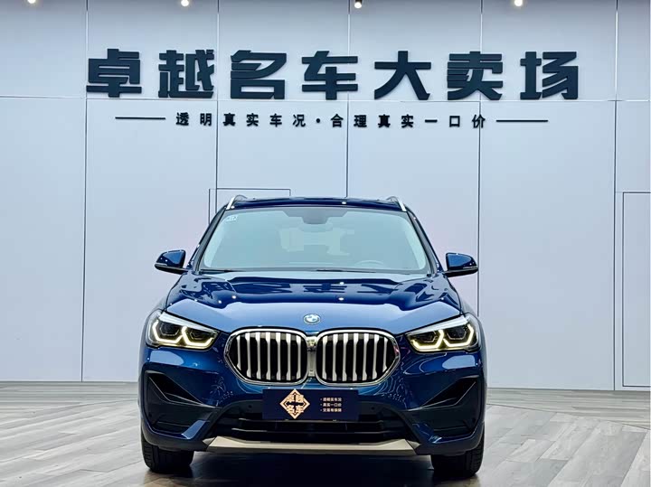 Фото 2 - BMW X1
