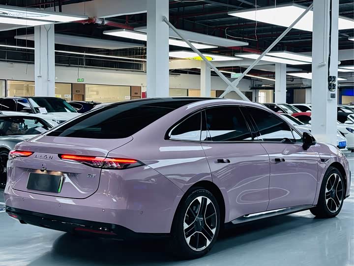 Фото 15 - GAC Aion RT