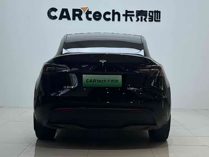 Фото 4 - Tesla Model Y