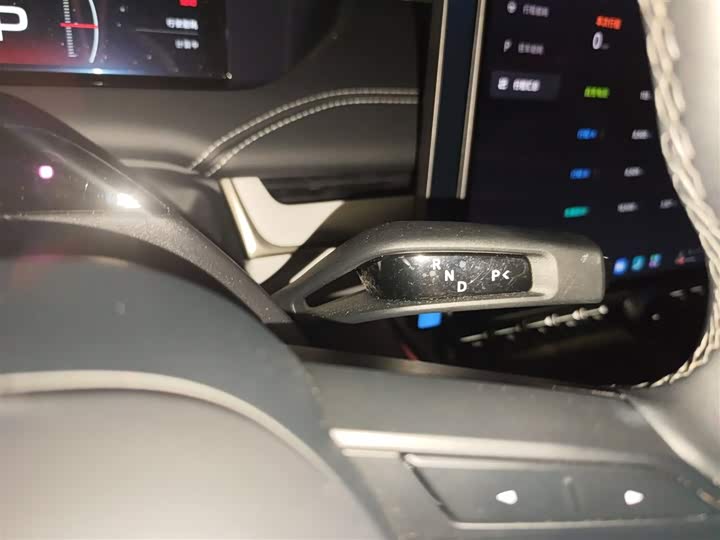 Фото 16 - Xiaomi SU7