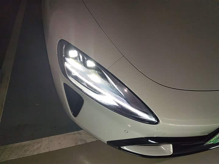 Фото 8 - Xiaomi SU7