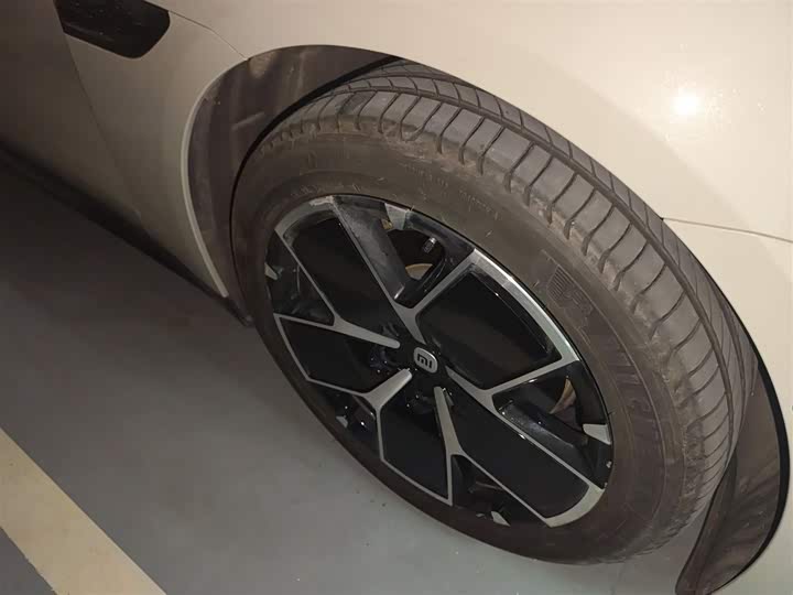 Фото 9 - Xiaomi SU7