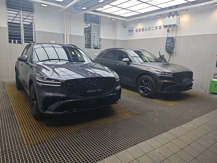 Фото 18 - Genesis GV70