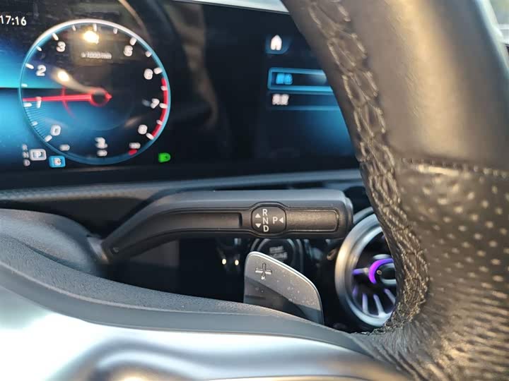 Фото 14 - Mercedes-Benz A-Class