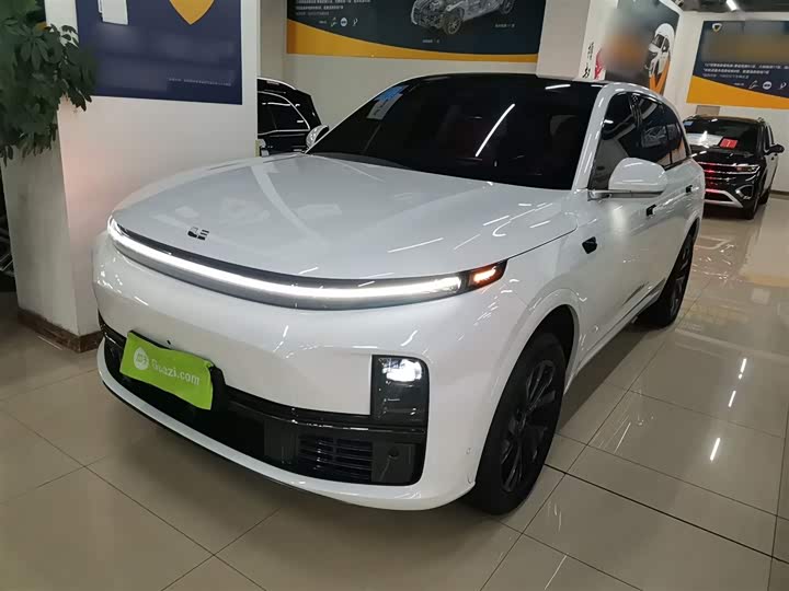 Фото 1 - LiXiang L7