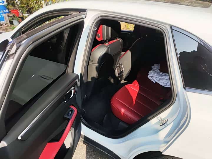 Фото 3 - Porsche Macan