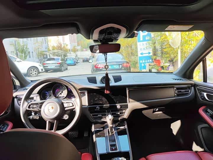 Фото 4 - Porsche Macan