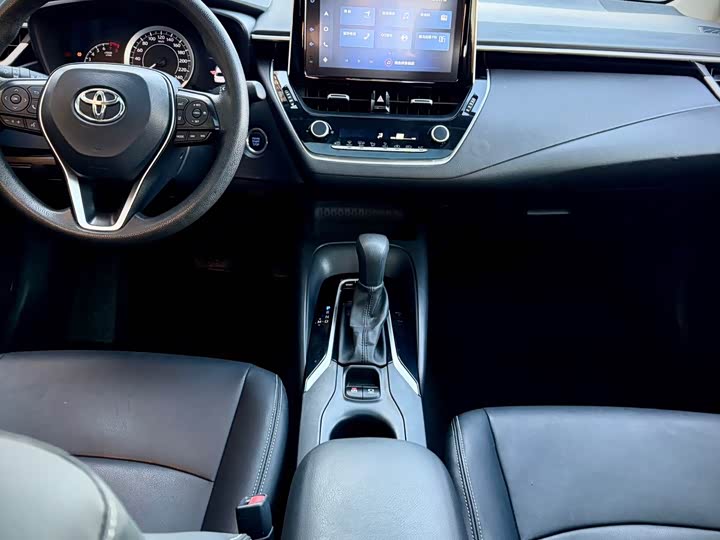 Фото 16 - Toyota Corolla