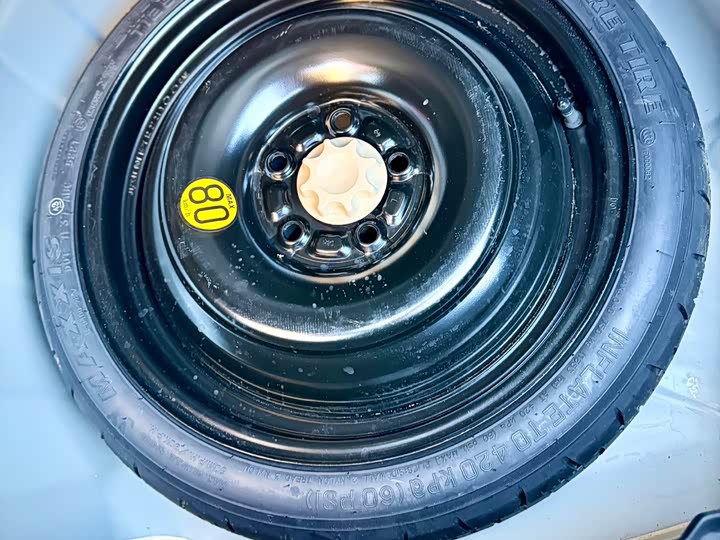 Фото 19 - Toyota Corolla