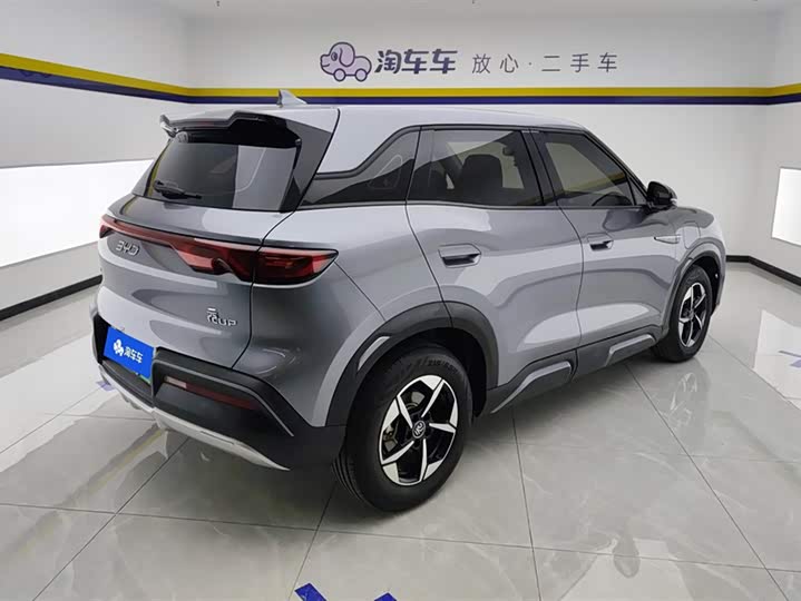 Фото 3 - BYD Yuan Up