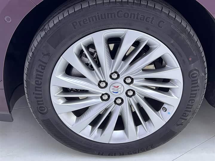 Фото 13 - Buick GL8 Century