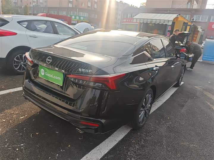 Фото 7 - Nissan Teana