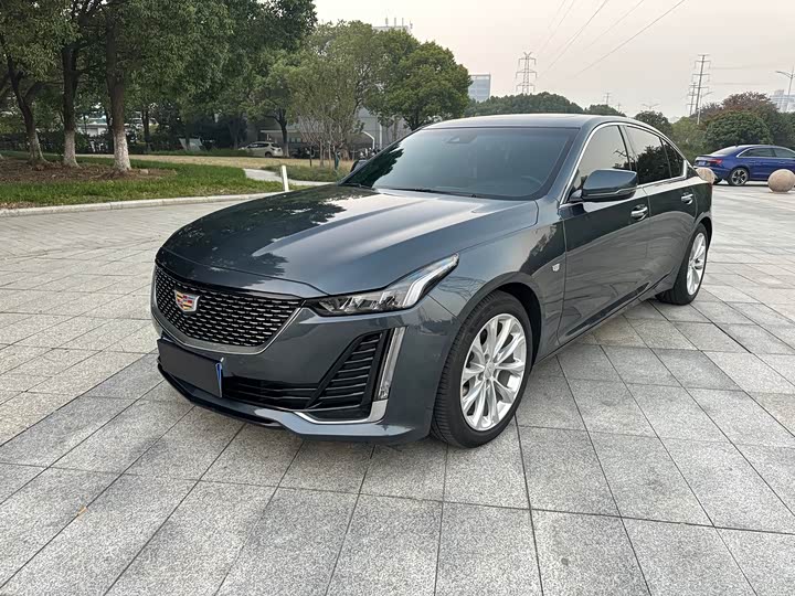 Фото 1 - Cadillac CT5