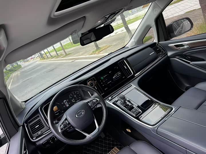 Фото 5 - GAC Trumpchi M8