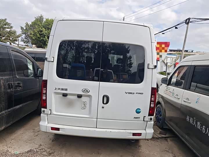 Фото 6 - Maxus V80