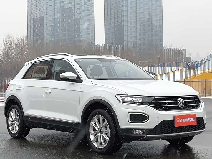 Фото 4 - Volkswagen T-Roc