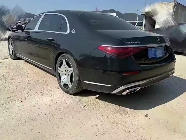 Фото 2 - Mercedes-Benz Maybach S-Class
