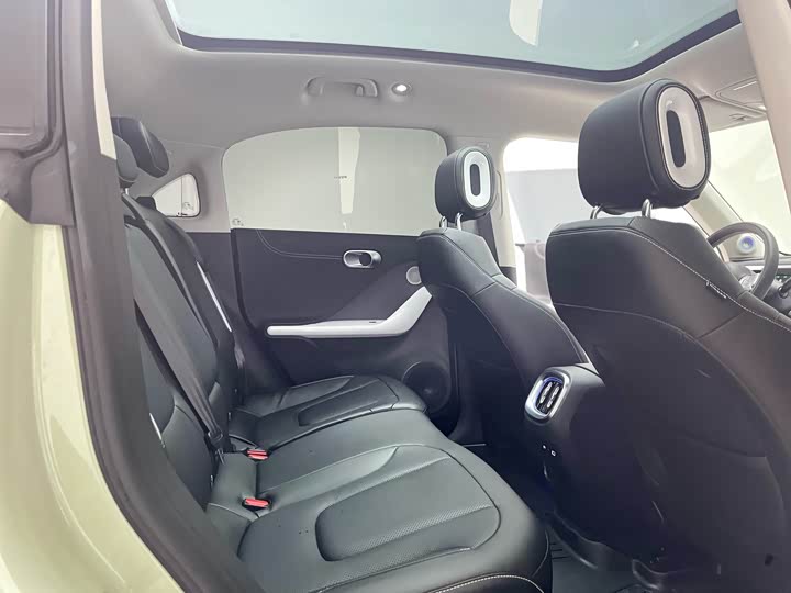 Фото 32 - Smart #1