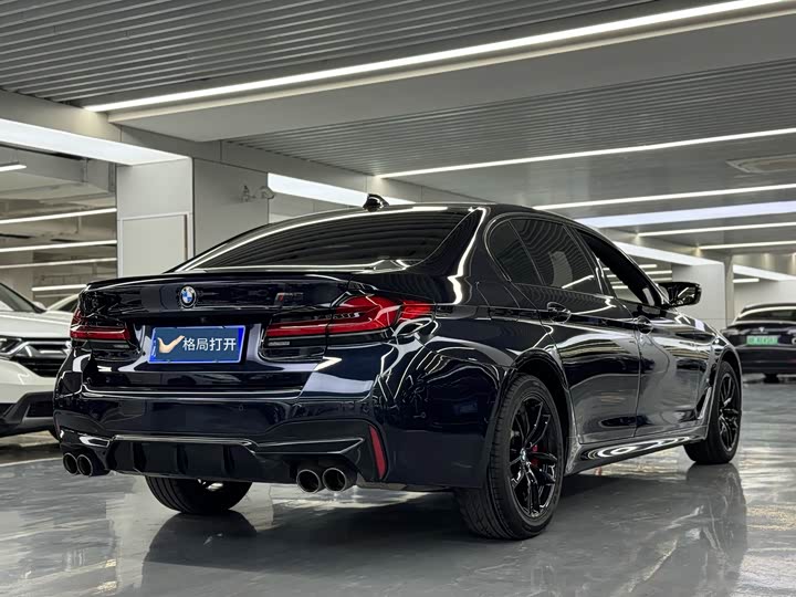 Фото 11 - BMW 5 Series