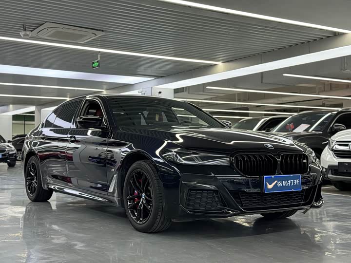 Фото 3 - BMW 5 Series