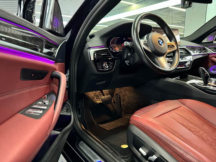 Фото 4 - BMW 5 Series