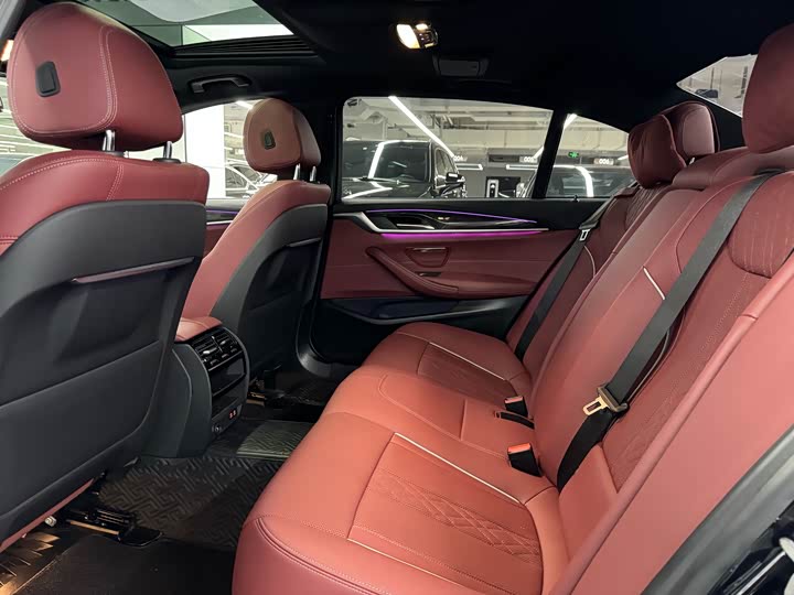 Фото 8 - BMW 5 Series