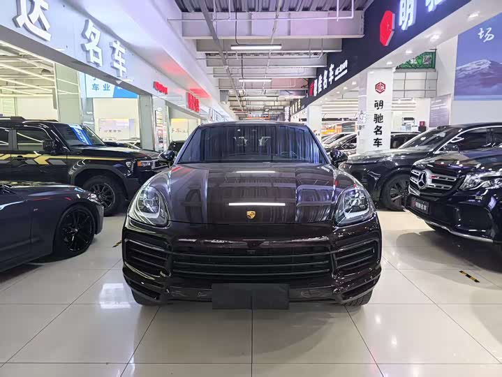 Фото 1 - Porsche Cayenne