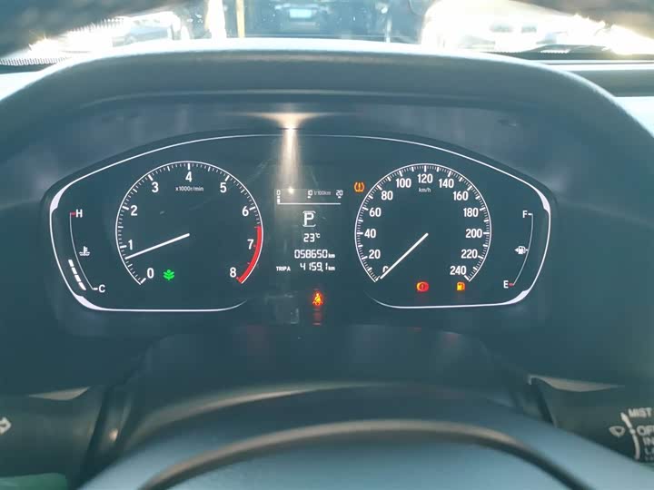 Фото 12 - Honda Accord