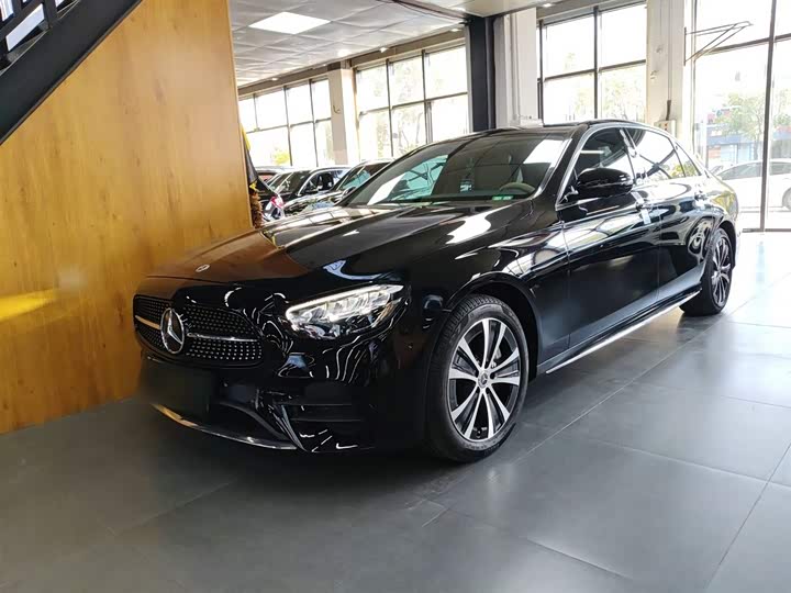 Фото 2 - Mercedes-Benz E-Class Hybrid