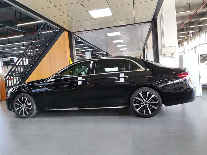 Фото 5 - Mercedes-Benz E-Class Hybrid