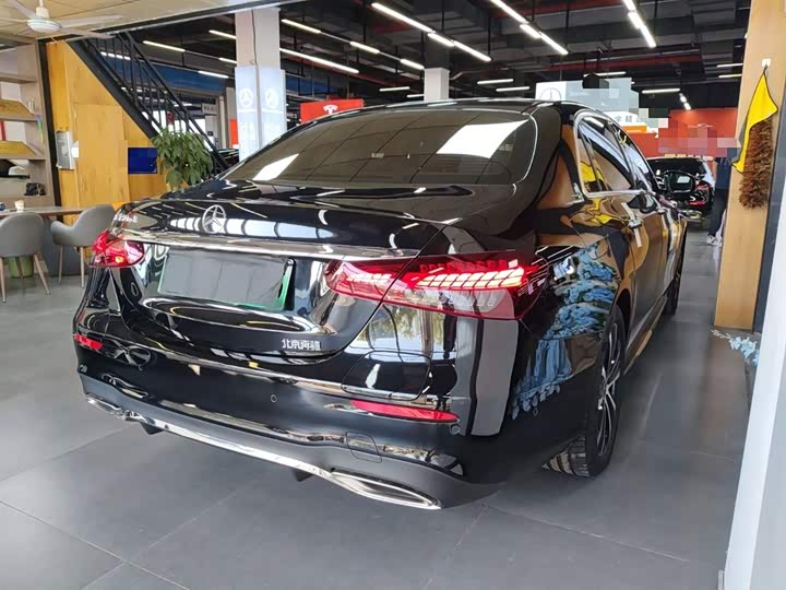 Фото 7 - Mercedes-Benz E-Class Hybrid