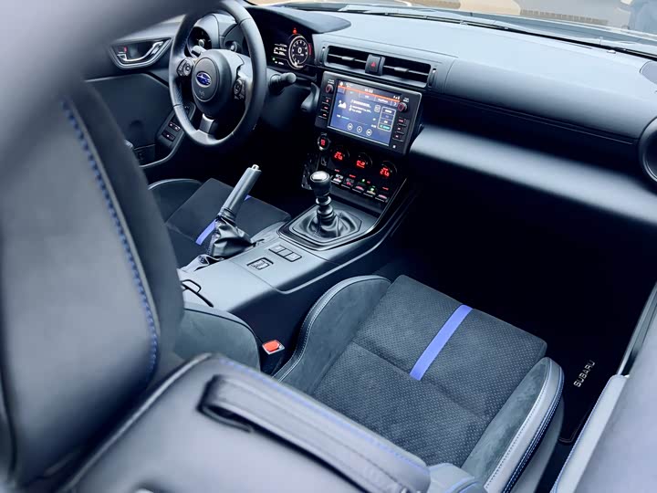 Фото 11 - Subaru BRZ