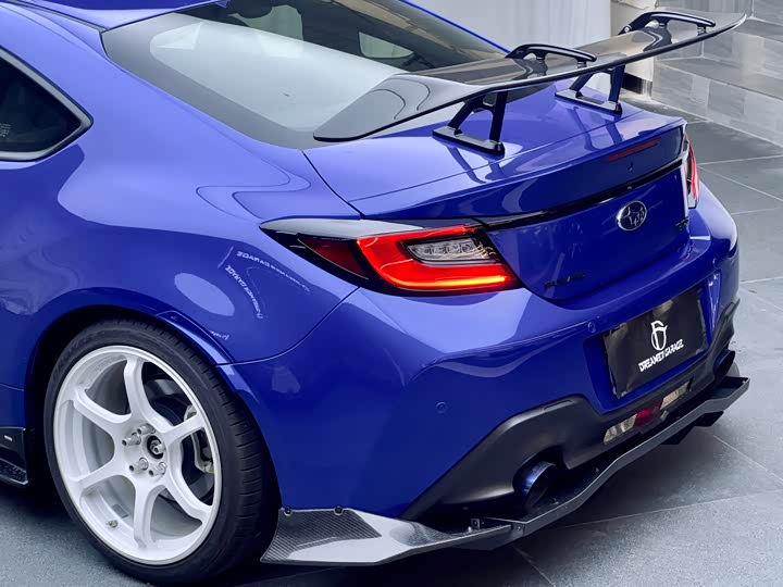 Фото 8 - Subaru BRZ