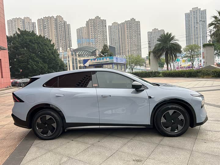 Фото 4 - XPeng G7