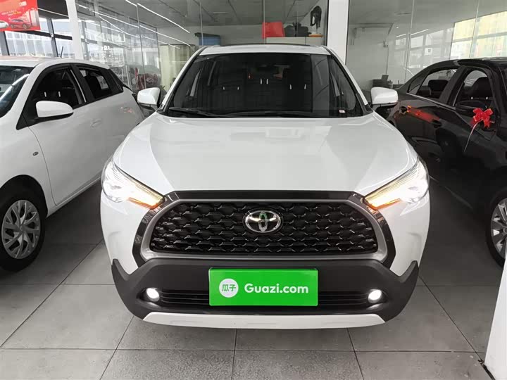 Фото 3 - Toyota Corolla Cross