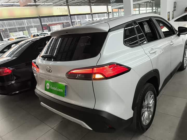 Фото 6 - Toyota Corolla Cross